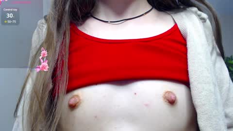 Snapshot of _little_misss chatting on December 25, 11:11 am Mila online show from December 25, 11:11 am