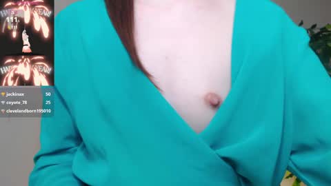 Snapshot of _little_misss chatting on January 19, 11:01 am Mila online show from January 19, 11:01 am