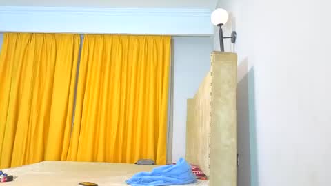 Littlevenus online show from April 8, 2:33 am