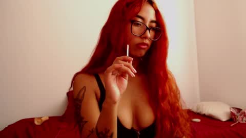 Snapshot of _loreana_ chatting on January 28, 3:25 pm _loreana_ online show from January 28, 3:25 pm