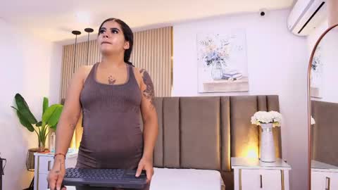 Luisa merrid online show from April 13, 11:37 am