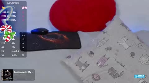 Snapshot of _lorik chatting on December 9, 2:13 am   online show from December 9, 2:13 am