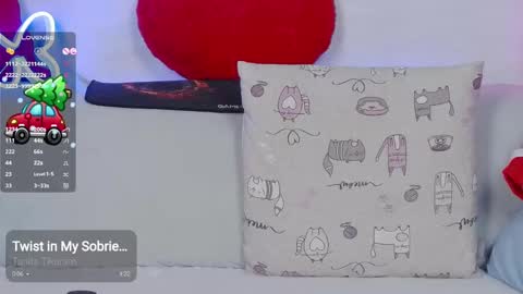 Snapshot of _lorik chatting on January 9, 2:11 am   online show from January 9, 2:11 am