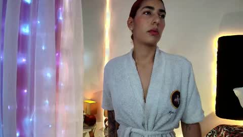 Lorrayne online show from March 28, 12:05 pm