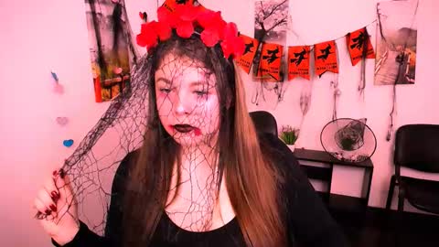 Snapshot of _lovely_mary chatting on October 30, 11:00 am Mary online show from October 30, 11:00 am