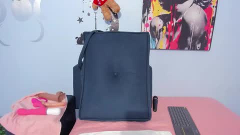  luna  sweet  online show from September 16, 11:50 pm