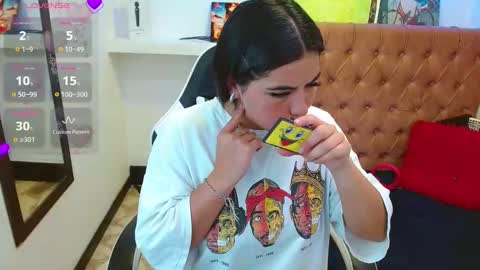 luna torres online show from November 28, 1:25 pm