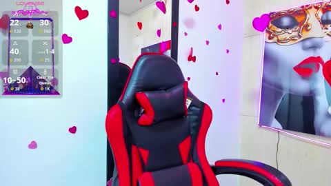 luna torres online show from March 5, 2:02 pm