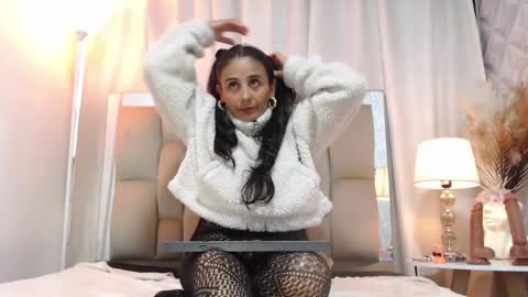 _marcela__ online show from January 31, 3:55 pm