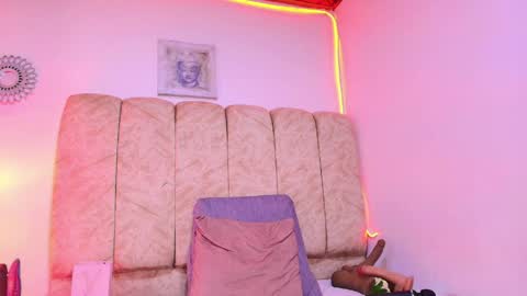 _marcela__ online show from April 1, 1:41 pm