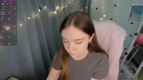 Snapshot of _margoqueen_ chatting on February 14, 7:28 am Margo online show from February 14, 7:28 am