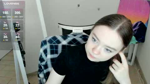 Snapshot of _margoqueen_ chatting on March 15, 7:03 am Margo online show from March 15, 7:03 am