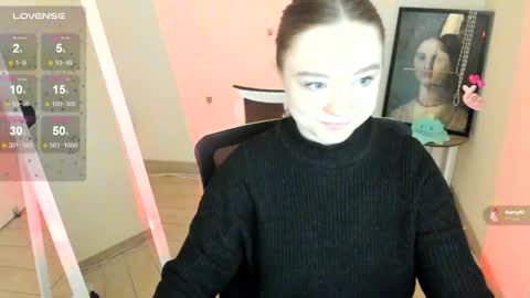 Snapshot of _margoqueen_ chatting on April 16, 6:36 am Margo online show from April 16, 6:36 am