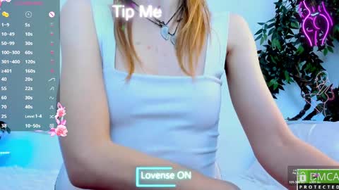 Scarlett online show from March 29, 3:39 am