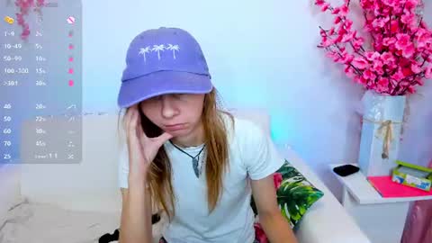 Scarlett online show from August 3, 9:40 pm
