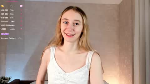 Snapshot of _marvelous_time_ chatting on November 9, 3:38 am Gwen online show from November 9, 3:38 am