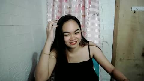 _maureen_ online show from February 12, 7:58 am