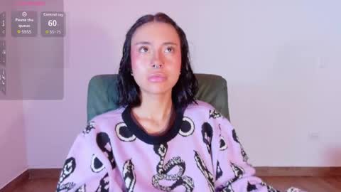 Mavis  online show from November 3, 8:54 pm