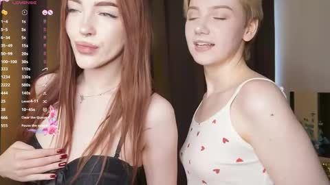 Snapshot of _medal_of_horny_ chatting on February 26, 6:12 am Elva and Kate online show from February 26, 6:12 am