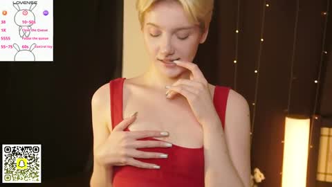 Elva and Kate  online show from May 31, 6:31 am