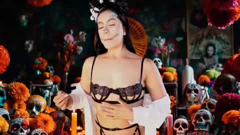 Megan online show from October 31, 8:54 pm