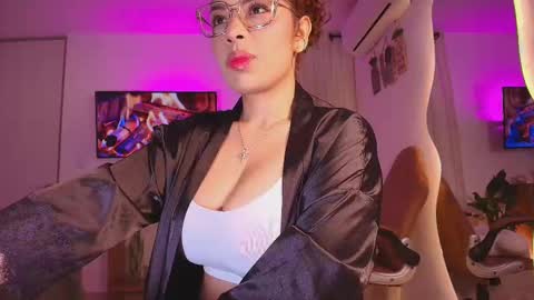 Marce  online show from October 1, 12:11 pm