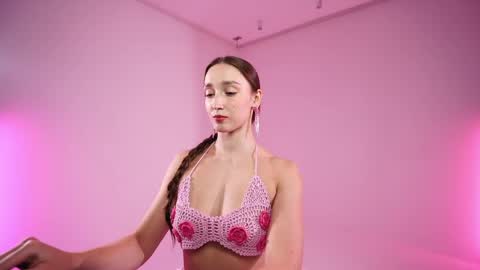 Snapshot of _meganmeow_ chatting on May 22, 8:47 pm Saturday - start 2030-2130 GMT online show from May 22, 8:47 pm