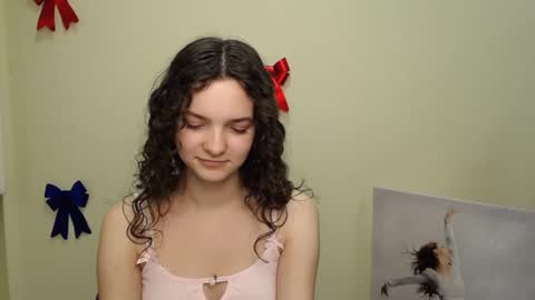 Susie online show from January 17, 3:53 pm