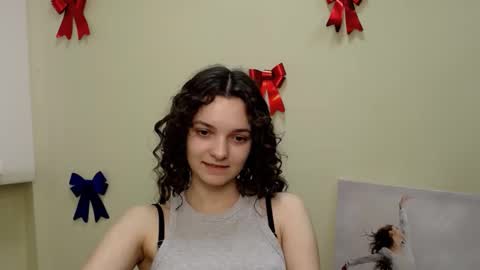 Susie online show from February 15, 2:22 pm