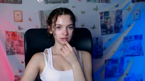 Snapshot of _megasta chatting on June 15, 6:10 pm Susie online show from June 15, 6:10 pm