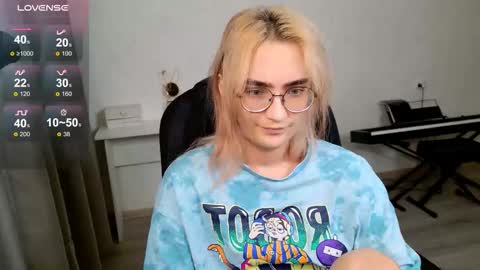 _meow_neko_ online show from January 10, 3:41 am