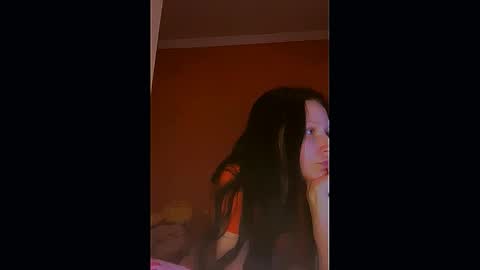 Snapshot of _merrry_ chatting on May 18, 1:50 pm Merry online show from May 18, 1:50 pm