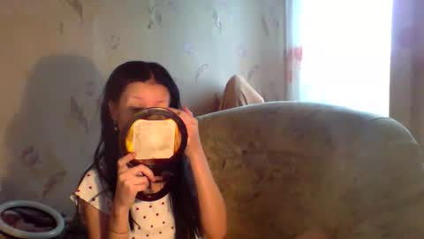 Snapshot of _merrry_ chatting on May 26, 12:01 pm Merry online show from May 26, 12:01 pm