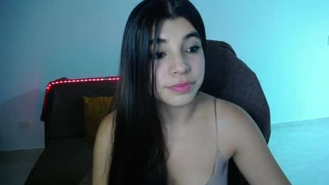  MIa blue 18  online show from April 8, 11:48 pm