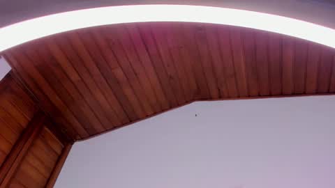 mia online show from March 5, 9:44 pm