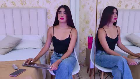 Mia Monroe online show from September 21, 7:37 pm