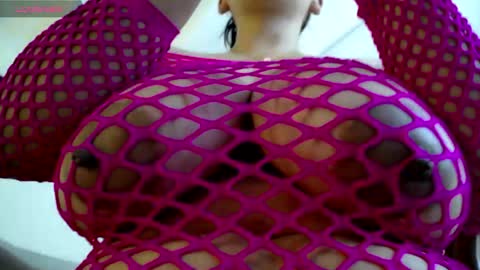  Mia  online show from April 16, 1:01 pm