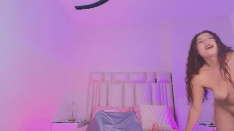 Mia  online show from March 2, 12:23 pm