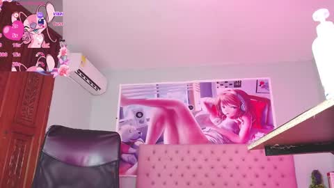 Paula online show from December 12, 7:15 pm