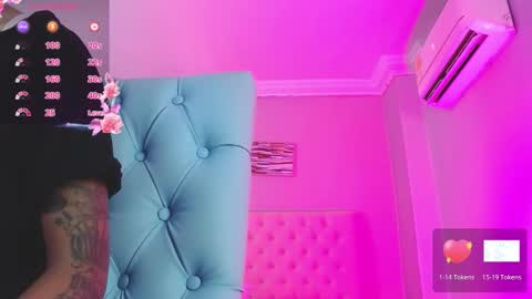 Paula online show from December 4, 11:30 am