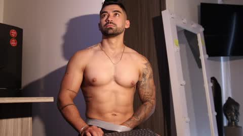 soy mike online show from February 24, 2:58 pm