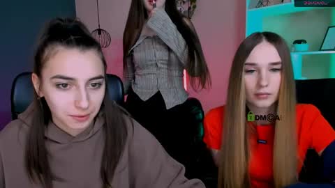 your Mila online show from March 17, 9:56 am