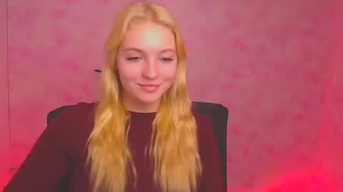 Melanie online show from December 29, 10:01 am