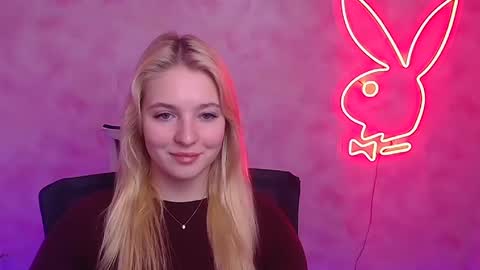 Melanie online show from February 6, 10:04 am