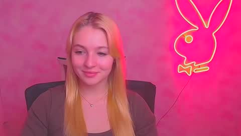 Melanie online show from February 8, 12:28 pm