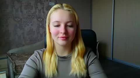 Melanie online show from March 20, 11:15 am