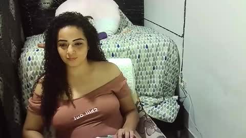 _milf_naughty online show from October 8, 4:21 am