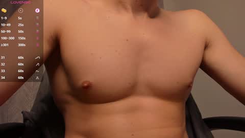 Snapshot of _milk_boy_ chatting on January 19, 6:43 pm Milk Boy online show from January 19, 6:43 pm