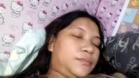 Snapshot of _milkytitsmomxx_ chatting on March 10, 8:01 pm _milkytitsmomxx_ online show from March 10, 8:01 pm