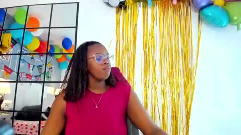 _miss_khaleesi_ online show from June 26, 6:45 pm